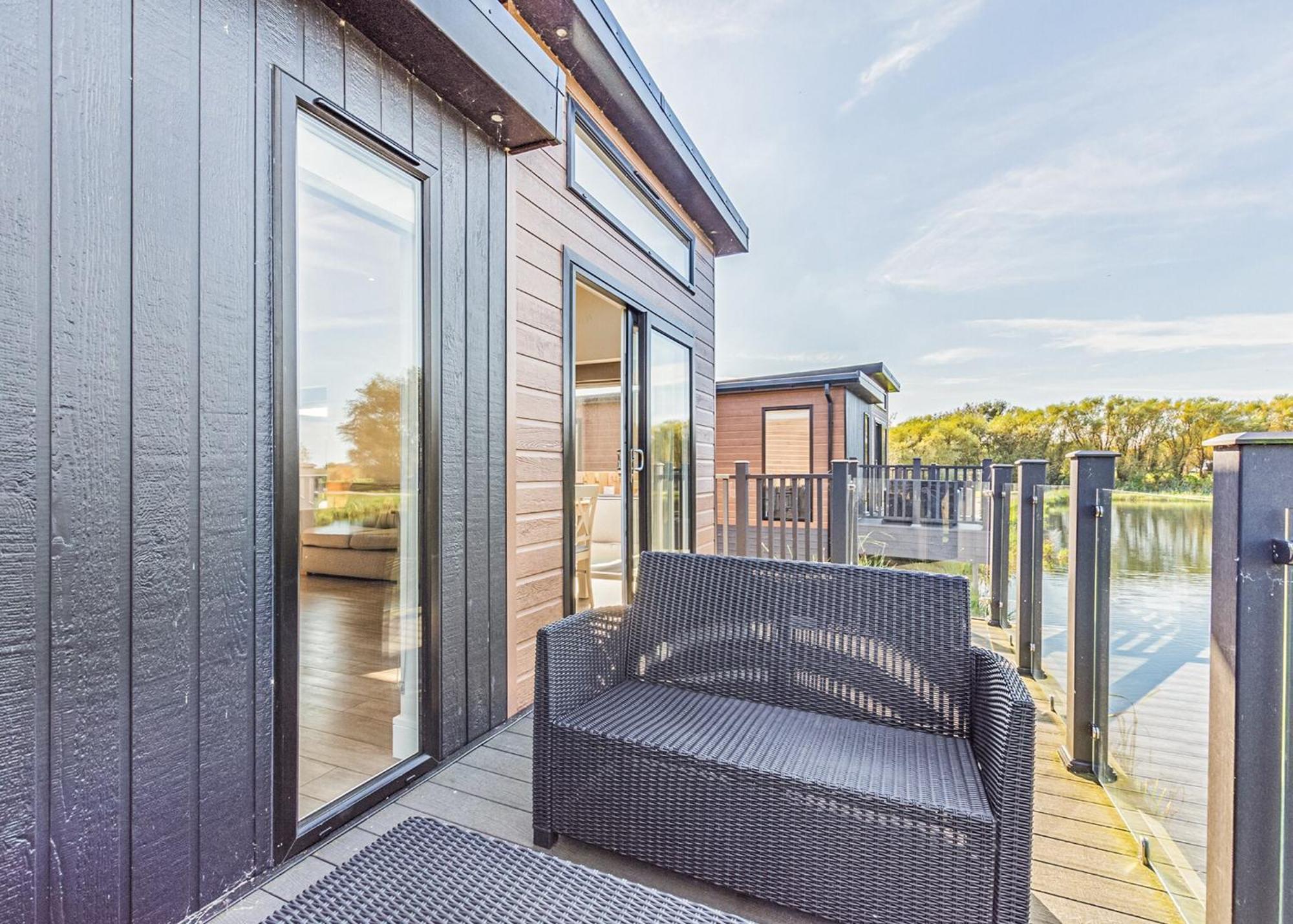 Waterside Hambleton Lakeside Lodges Poulton-le-Fylde Bagian luar foto