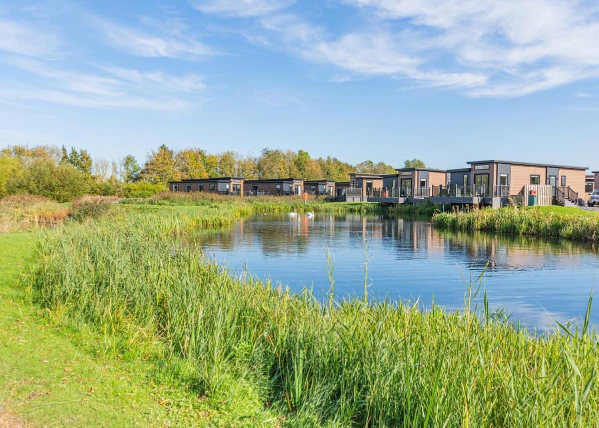 Waterside Hambleton Lakeside Lodges Poulton-le-Fylde Bagian luar foto
