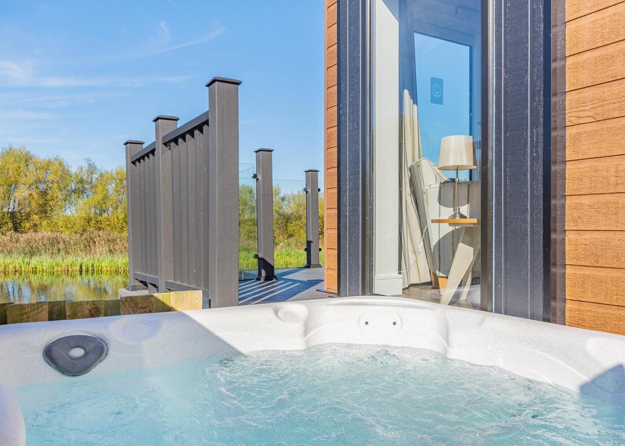 Waterside Hambleton Lakeside Lodges Poulton-le-Fylde Ruang foto